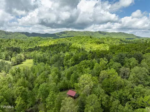 994 Fairview Road Hampton Tn 37658, Hampton, TN 37658