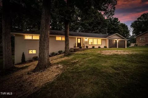 2108 Tallwood Drive Kingsport Tn 37660, Kingsport, TN 37660