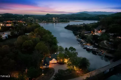 133 Knob Creek Dock Road Johnson City Tn 37601, Johnson City, TN 37601