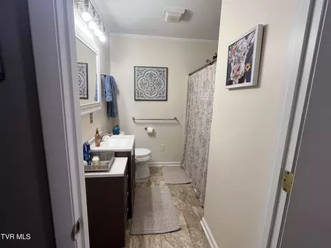 Bath - 179 Cloverleaf Drive Bristol Va 24202, Bristol, VA 24202 photo 1 of 2