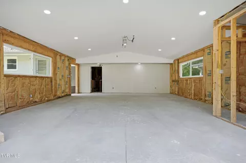 Other - 239 Horton Highway Fall Branch Tn 37656, Fall Branch, TN 37656 photo 6 of 8