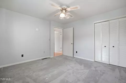 Bedroom - 239 Horton Highway Fall Branch Tn 37656, Fall Branch, TN 37656 photo 4 of 6