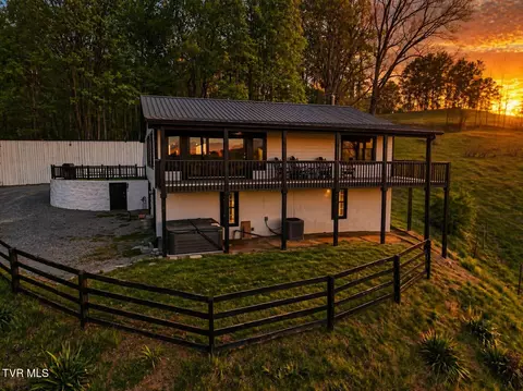 146 Bear Cage Road Roan Mountain Tn 37687, Roan Mountain, TN 37687