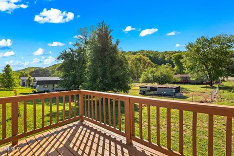 Exterior - 665 Rocky Summit Road Bean Station Tn 37708, Bean Station, TN 37708 photo 5 of 10