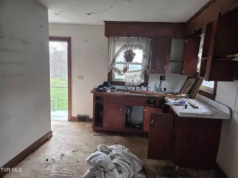 Other - 10189 Crescent Road Glade Spring Va 24340, Glade Spring, VA 24340 photo 5 of 8