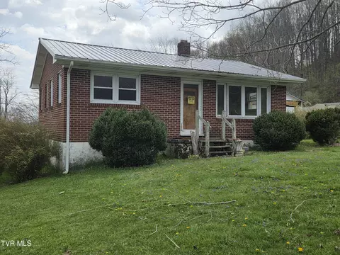 10189 Crescent Road Glade Spring Va 24340, Glade Spring, VA 24340
