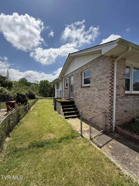 Other - 914 E Mountain View Road Johnson City Tn 37601, Johnson City, TN 37601 photo 1 of 19