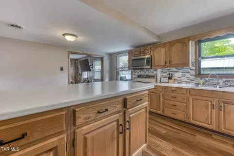 Kitchen - 75 24th Street Bristol Tn 37620, Bristol, TN 37620 photo 3 of 6