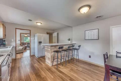 Kitchen - 75 24th Street Bristol Tn 37620, Bristol, TN 37620 photo 6 of 6