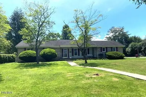 1700 Tee Court Johnson City Tn 37601, Johnson City, TN 37601