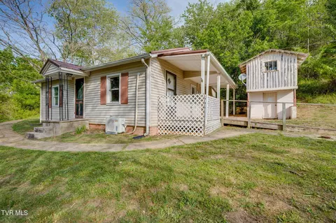 379 A P Carter Highway Hiltons Va 24258, Hiltons, VA 24258