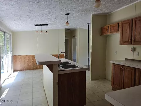 Kitchen - 8802 Gateway Drive Wise Va 24293, Wise, VA 24293 photo 5 of 5