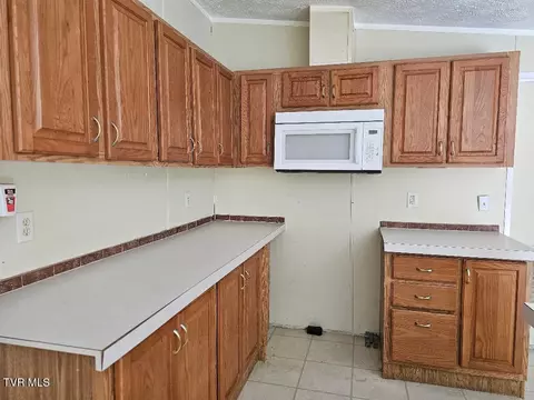 Kitchen - 8802 Gateway Drive Wise Va 24293, Wise, VA 24293 photo 2 of 5