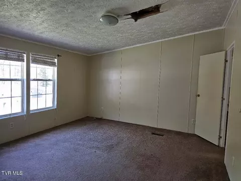 Bedroom - 8802 Gateway Drive Wise Va 24293, Wise, VA 24293 photo 1 of 5