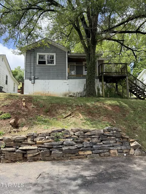 1044 Fairway Avenue Kingsport Tn 37665, Kingsport, TN 37665