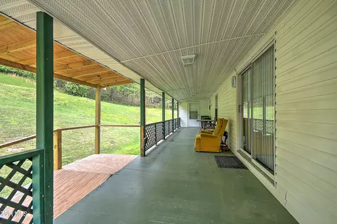 Exterior - 903 Flatwoods Road Coeburn Va 24230, Coeburn, VA 24230 photo 1 of 20
