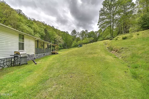 Exterior - 903 Flatwoods Road Coeburn Va 24230, Coeburn, VA 24230 photo 9 of 20