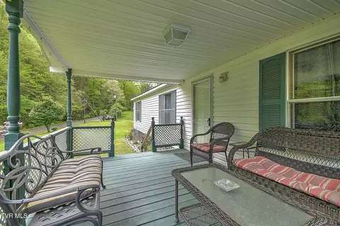 Exterior - 903 Flatwoods Road Coeburn Va 24230, Coeburn, VA 24230 photo 4 of 20