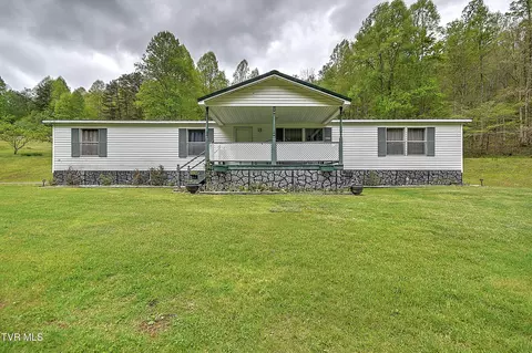 903 Flatwoods Road Coeburn Va 24230, Coeburn, VA 24230