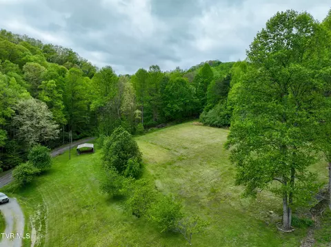 Exterior - 903 Flatwoods Road Coeburn Va 24230, Coeburn, VA 24230 photo 16 of 20