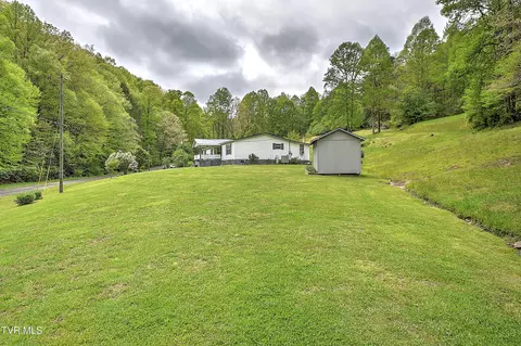 Exterior - 903 Flatwoods Road Coeburn Va 24230, Coeburn, VA 24230 photo 7 of 20
