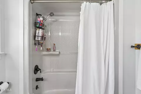 Bath - 802 Chestnut Avenue Erwin Tn 37650, Erwin, TN 37650 photo 7 of 7