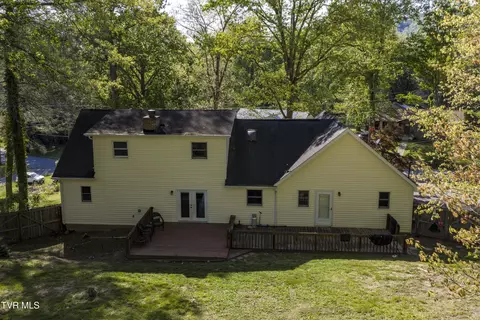 Exterior - 802 Chestnut Avenue Erwin Tn 37650, Erwin, TN 37650 photo 16 of 20