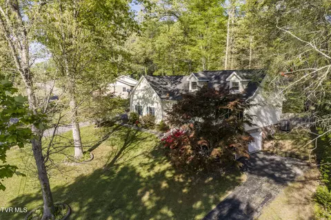 Exterior - 802 Chestnut Avenue Erwin Tn 37650, Erwin, TN 37650 photo 19 of 20