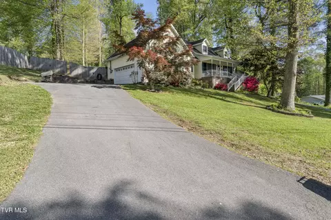 Exterior - 802 Chestnut Avenue Erwin Tn 37650, Erwin, TN 37650 photo 2 of 21