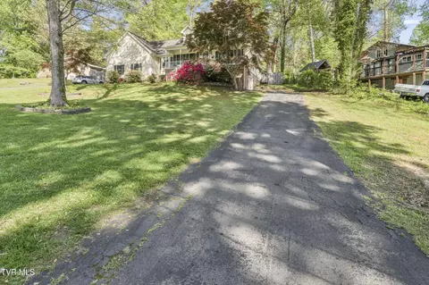 Exterior - 802 Chestnut Avenue Erwin Tn 37650, Erwin, TN 37650 photo 12 of 20