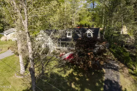 Exterior - 802 Chestnut Avenue Erwin Tn 37650, Erwin, TN 37650 photo 18 of 20