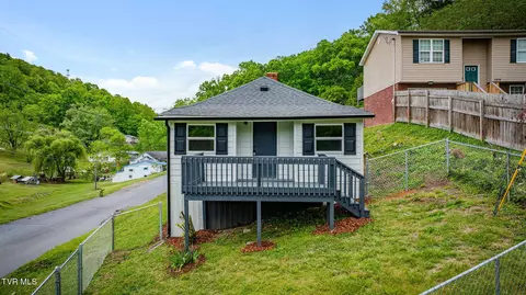 3304 Thornton Drive Kingsport Tn 37664, Kingsport, TN 37664