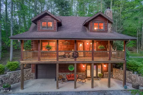 371 Tiger Creek Road Roan Mountain Tn 37687, Roan Mountain, TN 37687