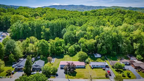View/Area - 638 S Elm Avenue Erwin Tn 37650, Erwin, TN 37650 photo 2 of 3