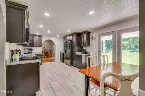 Kitchen - 638 S Elm Avenue Erwin Tn 37650, Erwin, TN 37650 photo 1 of 4