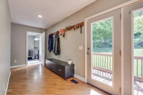 Entry Way - 638 S Elm Avenue Erwin Tn 37650, Erwin, TN 37650 photo 3 of 3