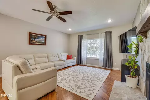 Other - 638 S Elm Avenue Erwin Tn 37650, Erwin, TN 37650 photo 1 of 10