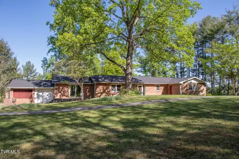 2477 Weaver Pike Bristol Tn 37620, Bristol, TN 37620