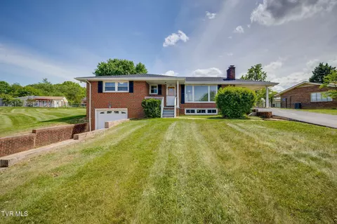 1029 Spring Valley Drive Kingsport Tn 37660, Kingsport, TN 37660