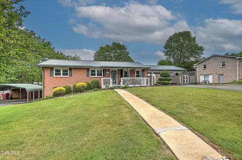 2704 Schumway Drive Johnson City Tn 37601, Johnson City, TN 37601