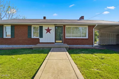 105 Western Hills Avenue Coeburn Va 24230, Coeburn, VA 24230