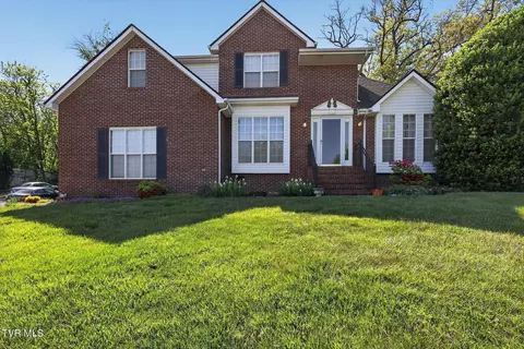 624 Glen Oaks Place Gray Tn 37615, Gray, TN 37615