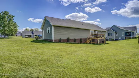 Exterior - 17500 Bridle Drive Abingdon Va 24210, Abingdon, VA 24210 photo 3 of 9