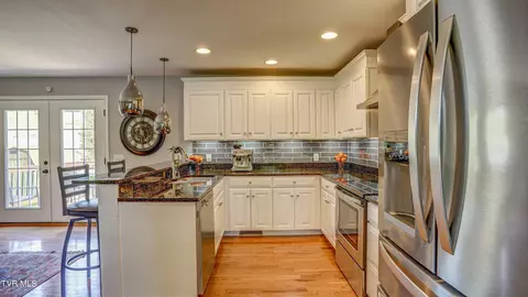 Kitchen - 17500 Bridle Drive Abingdon Va 24210, Abingdon, VA 24210 photo 3 of 3