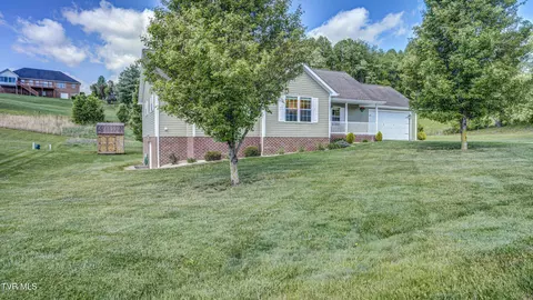 Exterior - 17500 Bridle Drive Abingdon Va 24210, Abingdon, VA 24210 photo 1 of 9