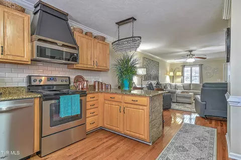 Kitchen - 574 Beaverview Drive Bristol Va 24201, Bristol, VA 24201 photo 3 of 3