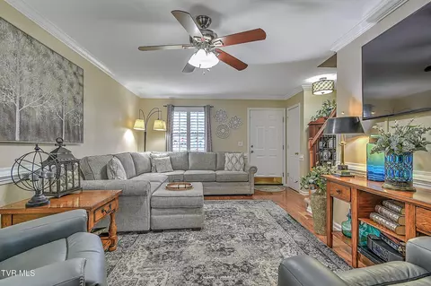 Living - 574 Beaverview Drive Bristol Va 24201, Bristol, VA 24201 photo 3 of 3