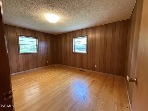 Bedroom - 226 Little Cassi Creek Road Chuckey Tn 37641, Chuckey, TN 37641 photo 1 of 5