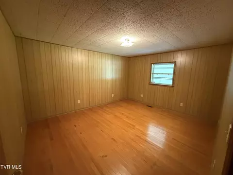 Bedroom - 226 Little Cassi Creek Road Chuckey Tn 37641, Chuckey, TN 37641 photo 3 of 5