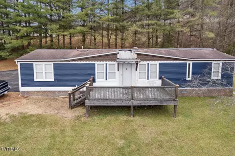81 Redwood Drive Honaker Va 24260, Honaker, VA 24260